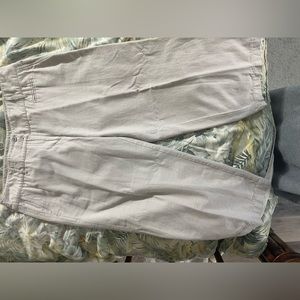 Eileen Fisher womenswear cropped trousers